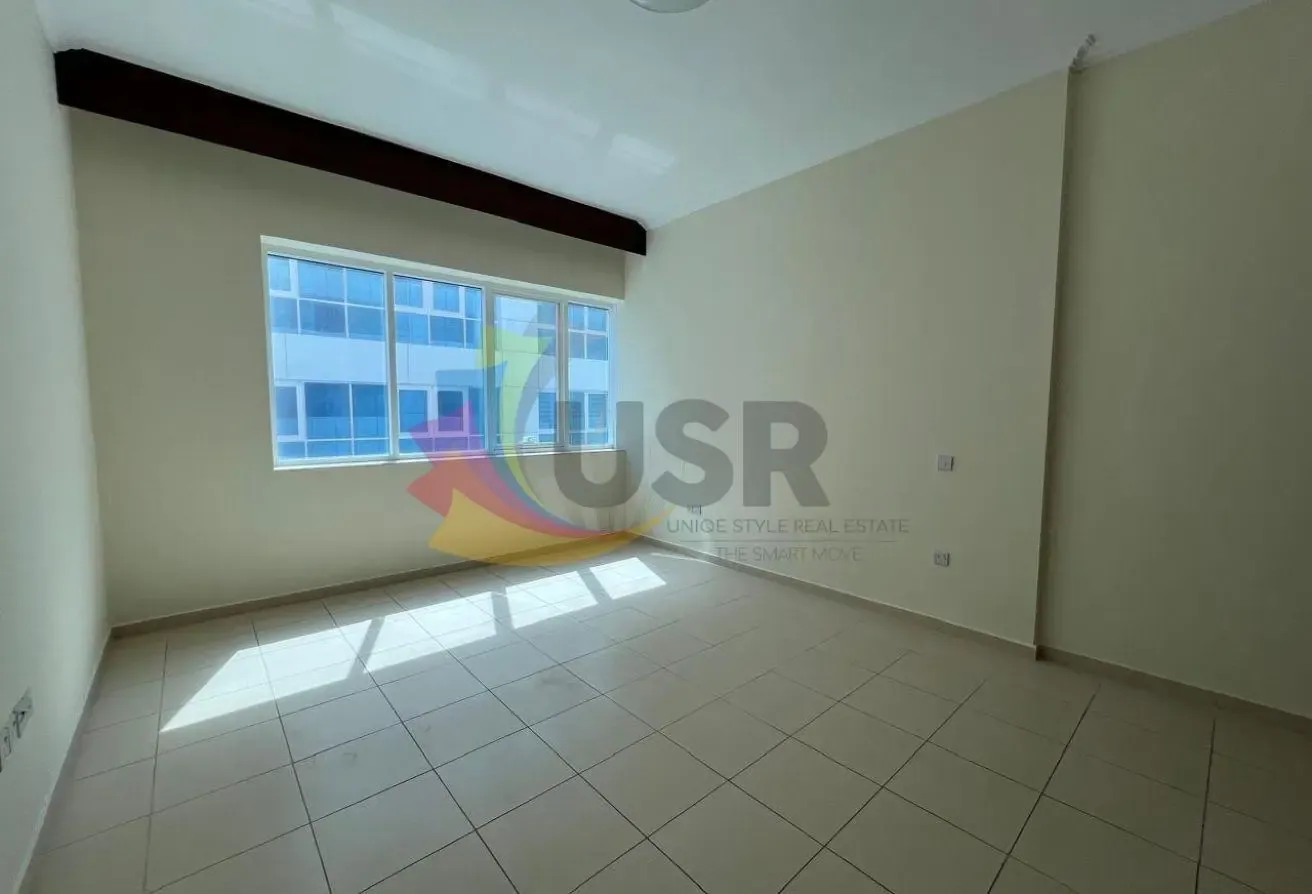 UNFURNISHED 1BHK W/ CLOSE TO METRO FOR 66K