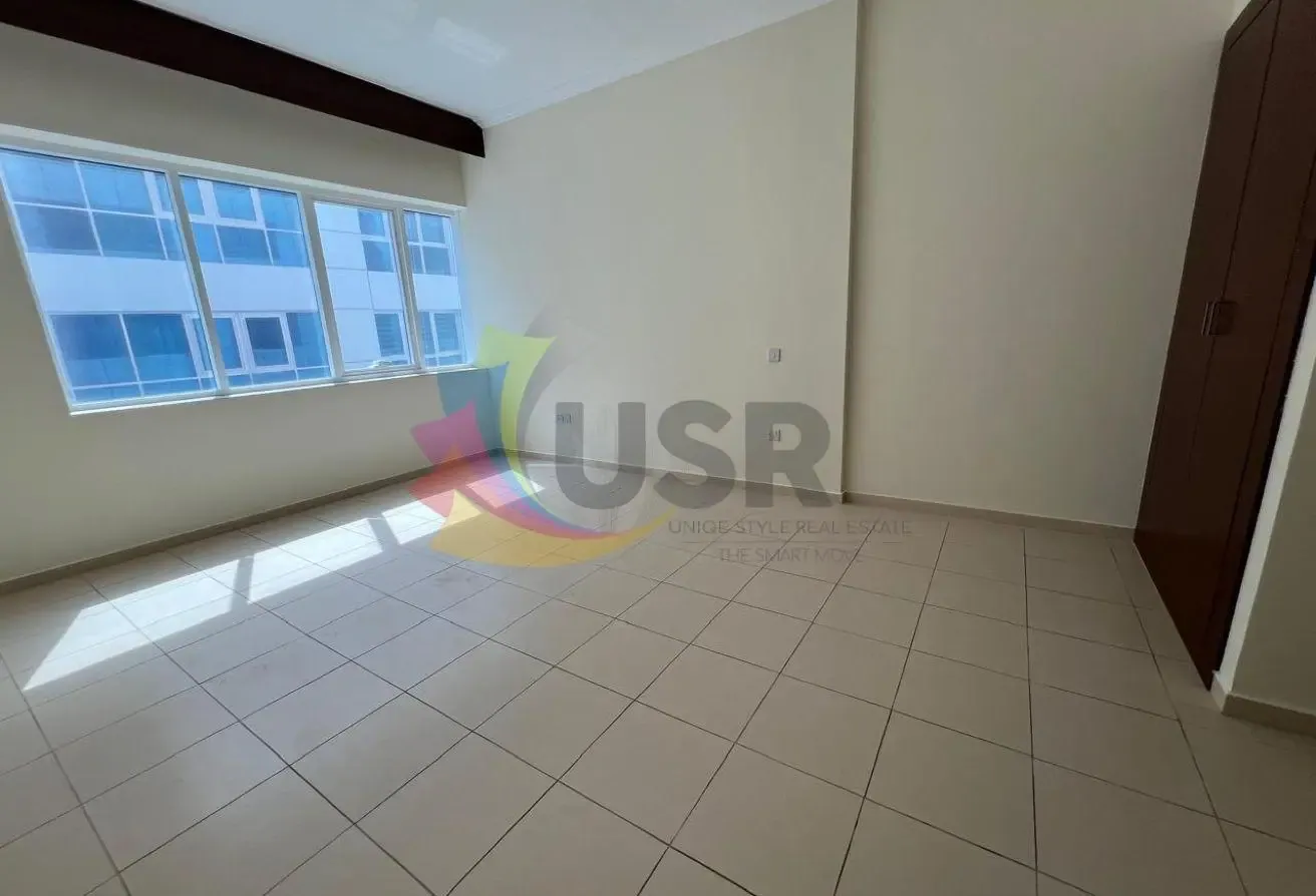 UNFURNISHED 1BHK W/ CLOSE TO METRO FOR 66K