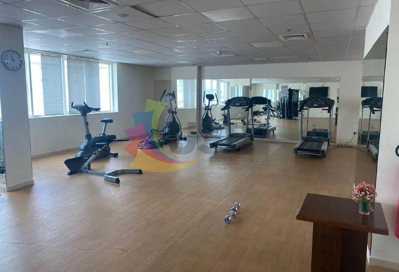 UNFURNISHED 1BHK W/ CLOSE TO METRO FOR 66K
