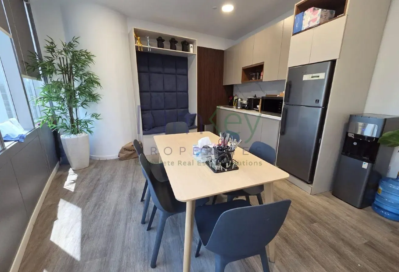 Fitted | Stunning Views | 6 Parkings