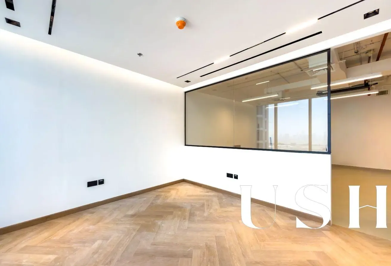 Beautifully Fitted/ Vastu/ Vacant