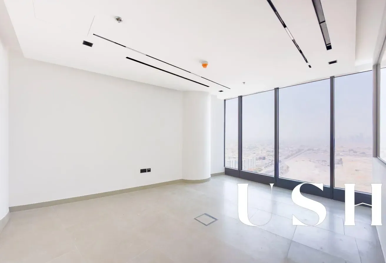 Beautifully Fitted/ Vastu/ Vacant