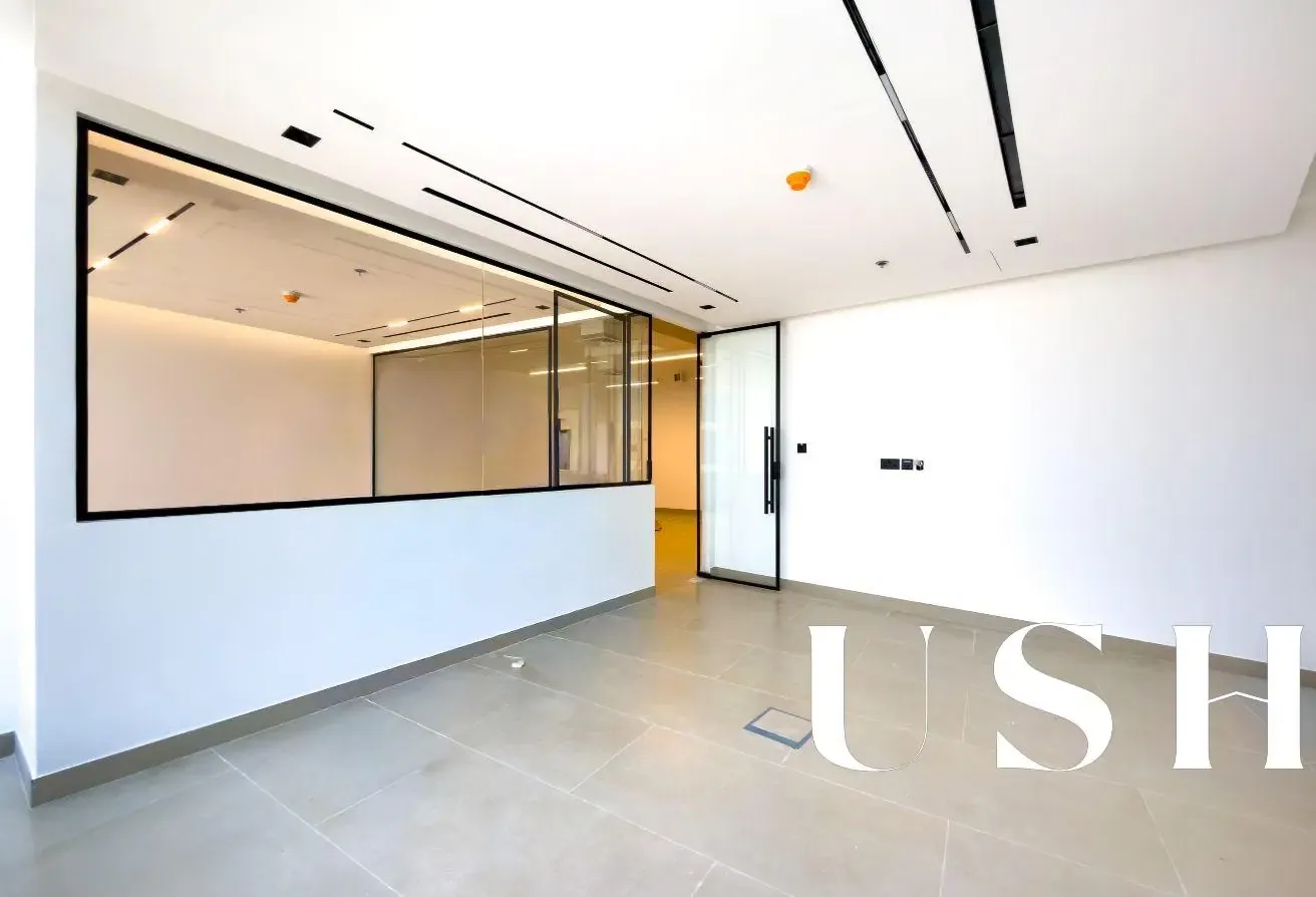 Beautifully Fitted/ Vastu/ Vacant
