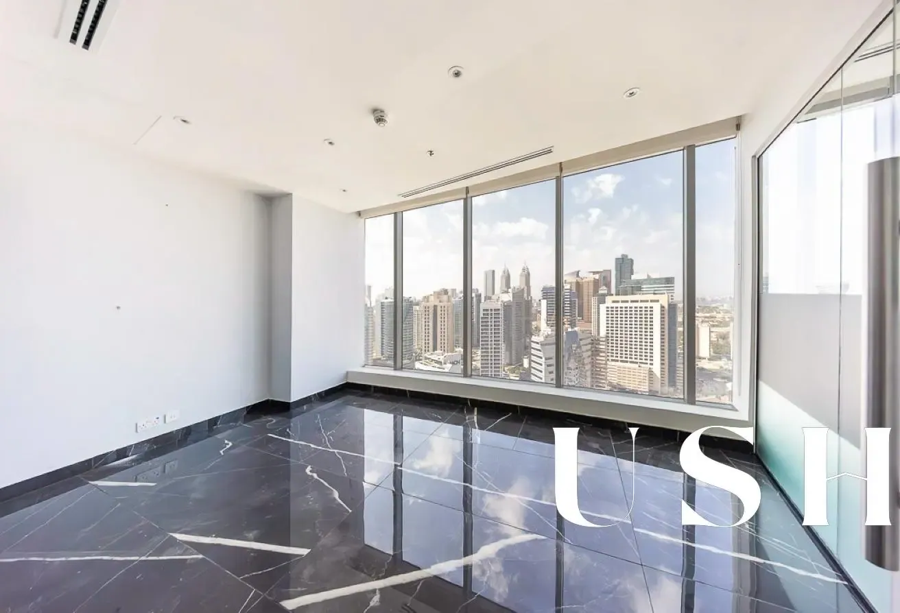 Fitted| Sea View| 2 Parking | High Grade Tower