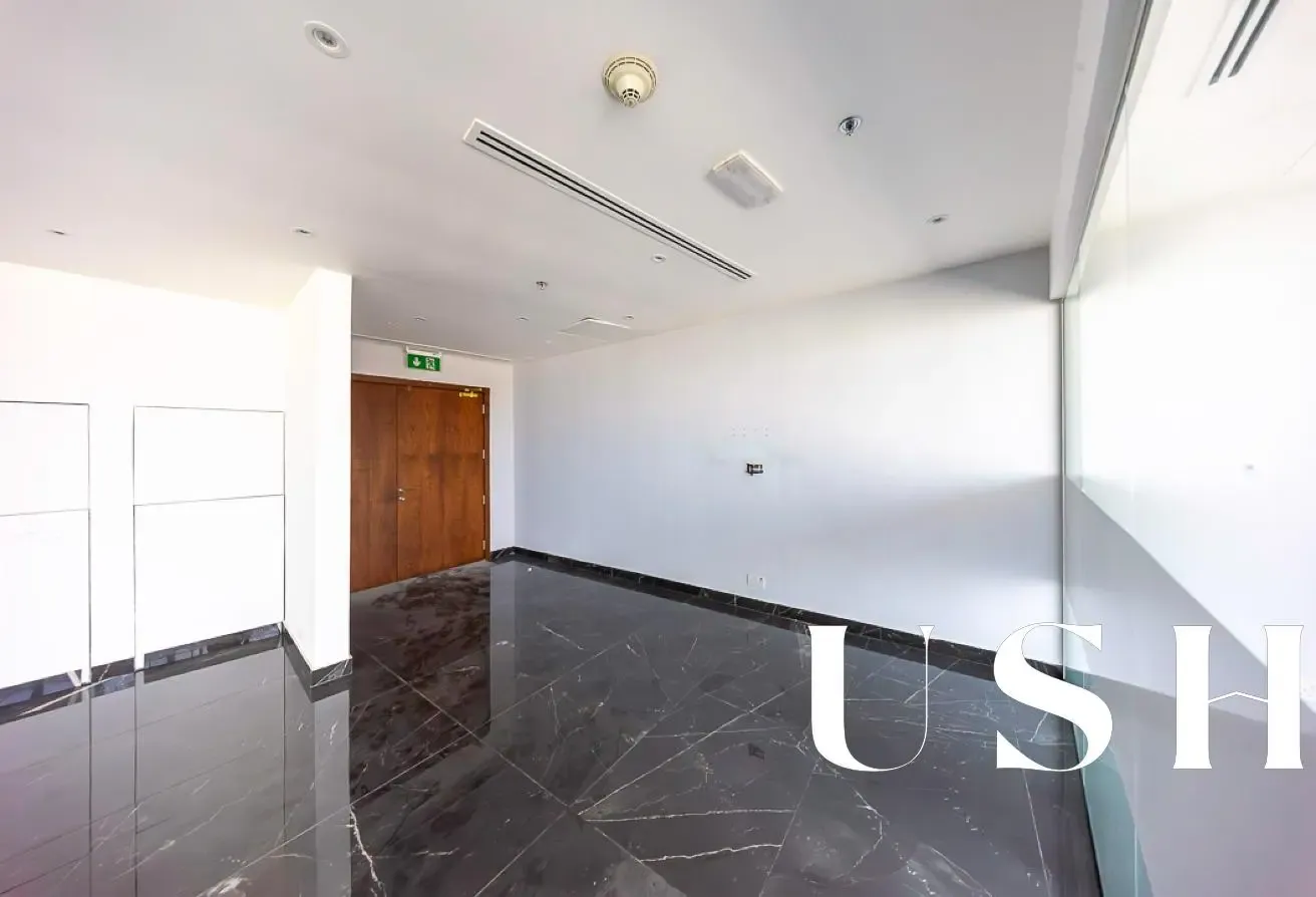 Fitted| Sea View| 2 Parking | High Grade Tower