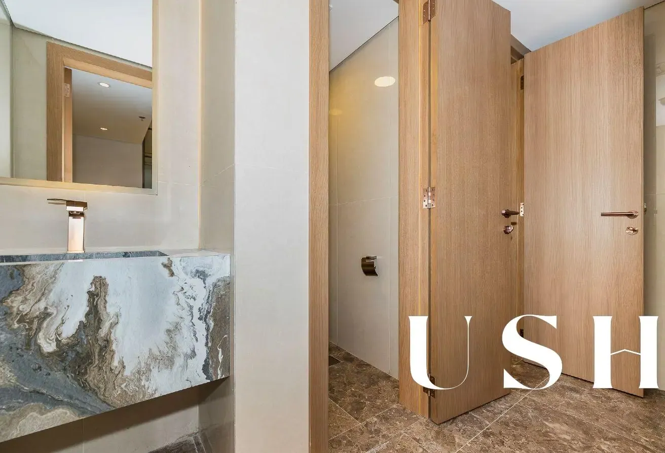 Unique Executive Office| Luxury Fitouts| 5 Parking