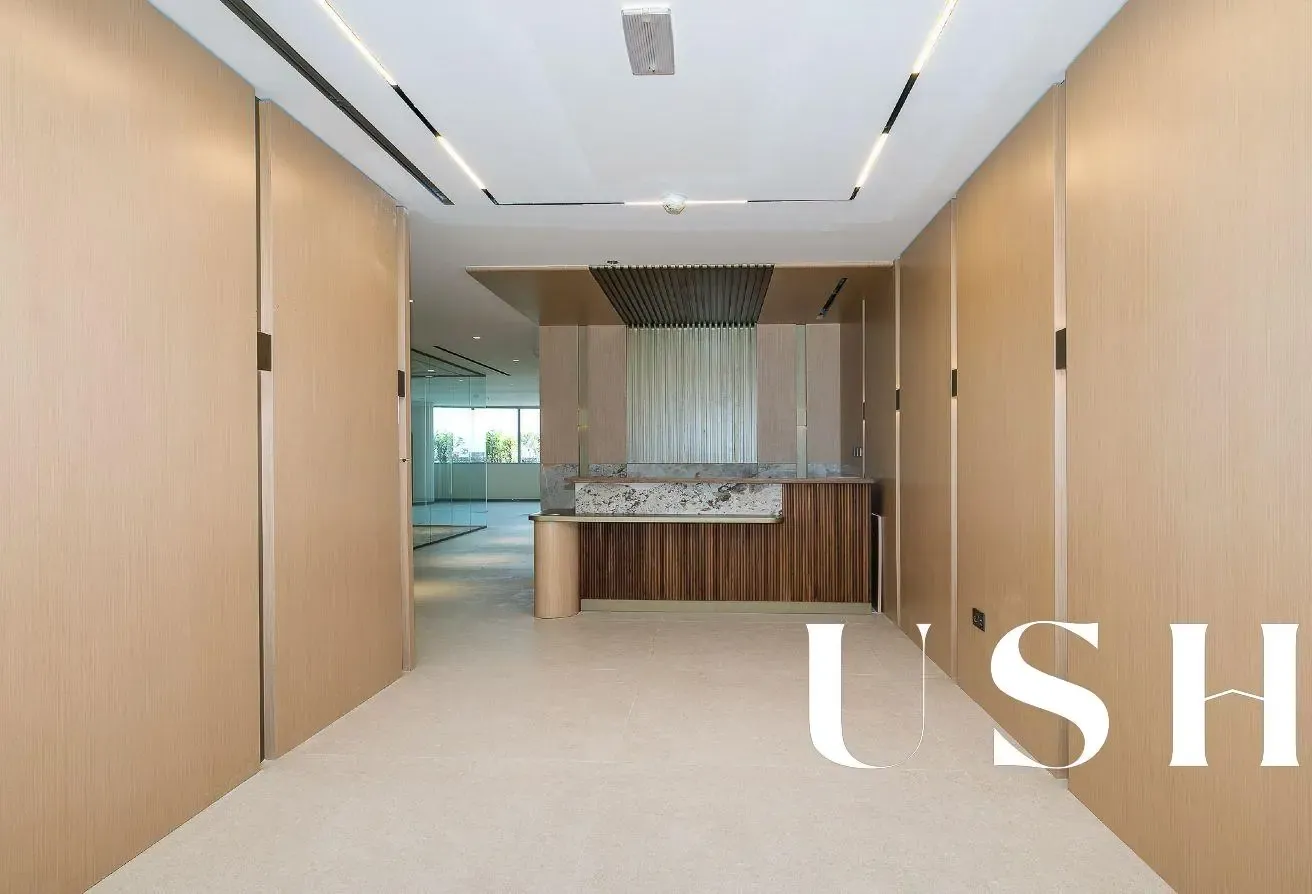 Unique Executive Office| Luxury Fitouts| 5 Parking