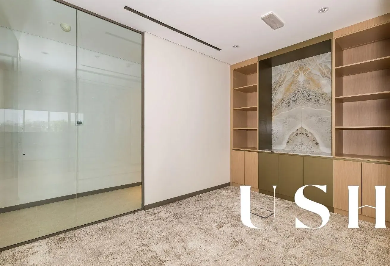 Unique Executive Office| Luxury Fitouts| 5 Parking