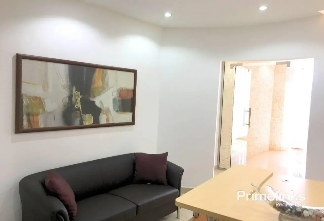 High Floor Fitted and Well Partitioned