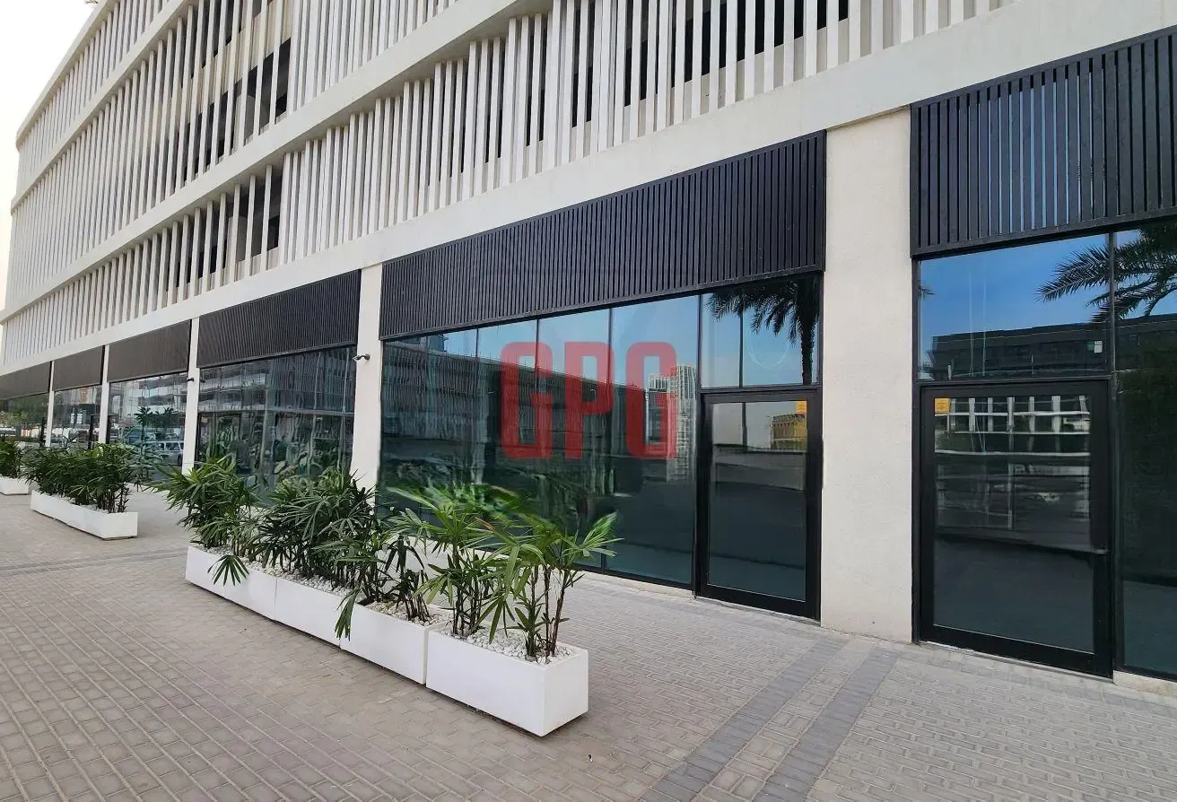PRIME RETAIL UNIT | HIGH VISIBILITY