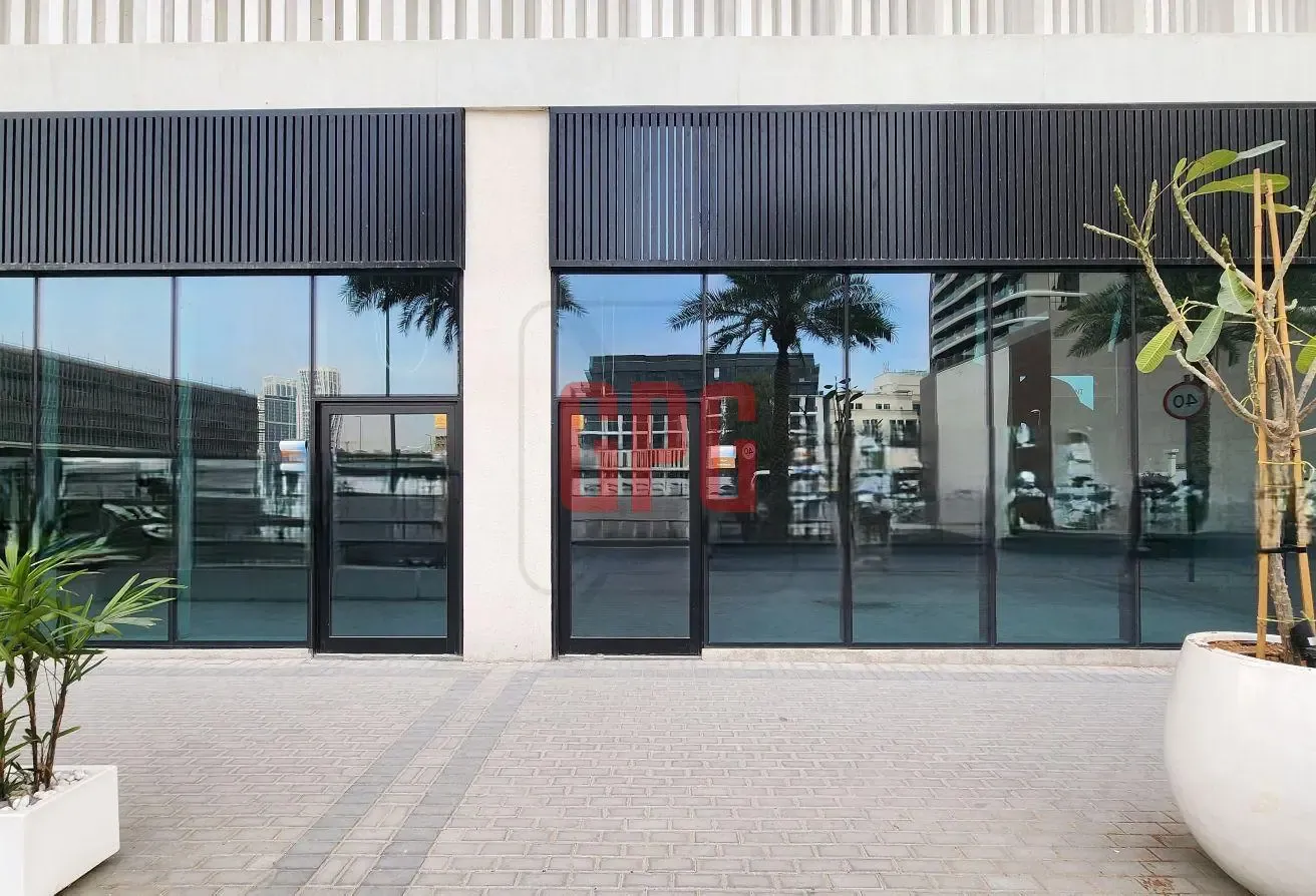 PREMIUM LOCATION | PRIME RETAIL SHOP FOR SALE