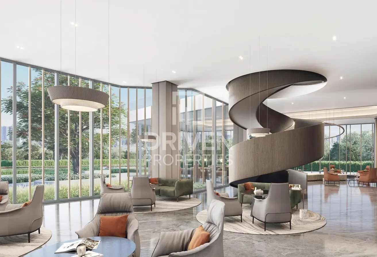 Corner Unit Office | High Standard Amenities
