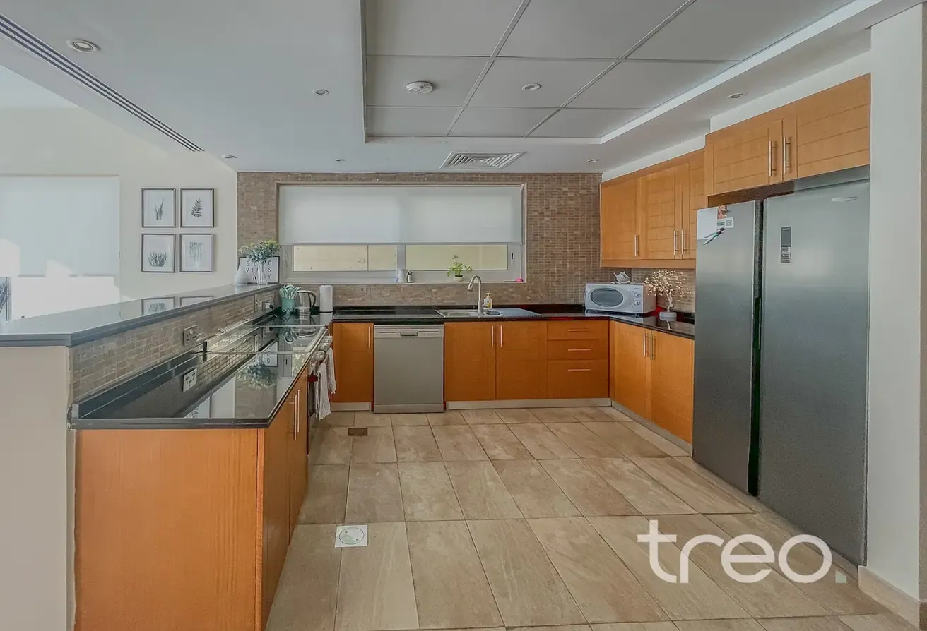 Private Corner Plot | Landscaped | Pool