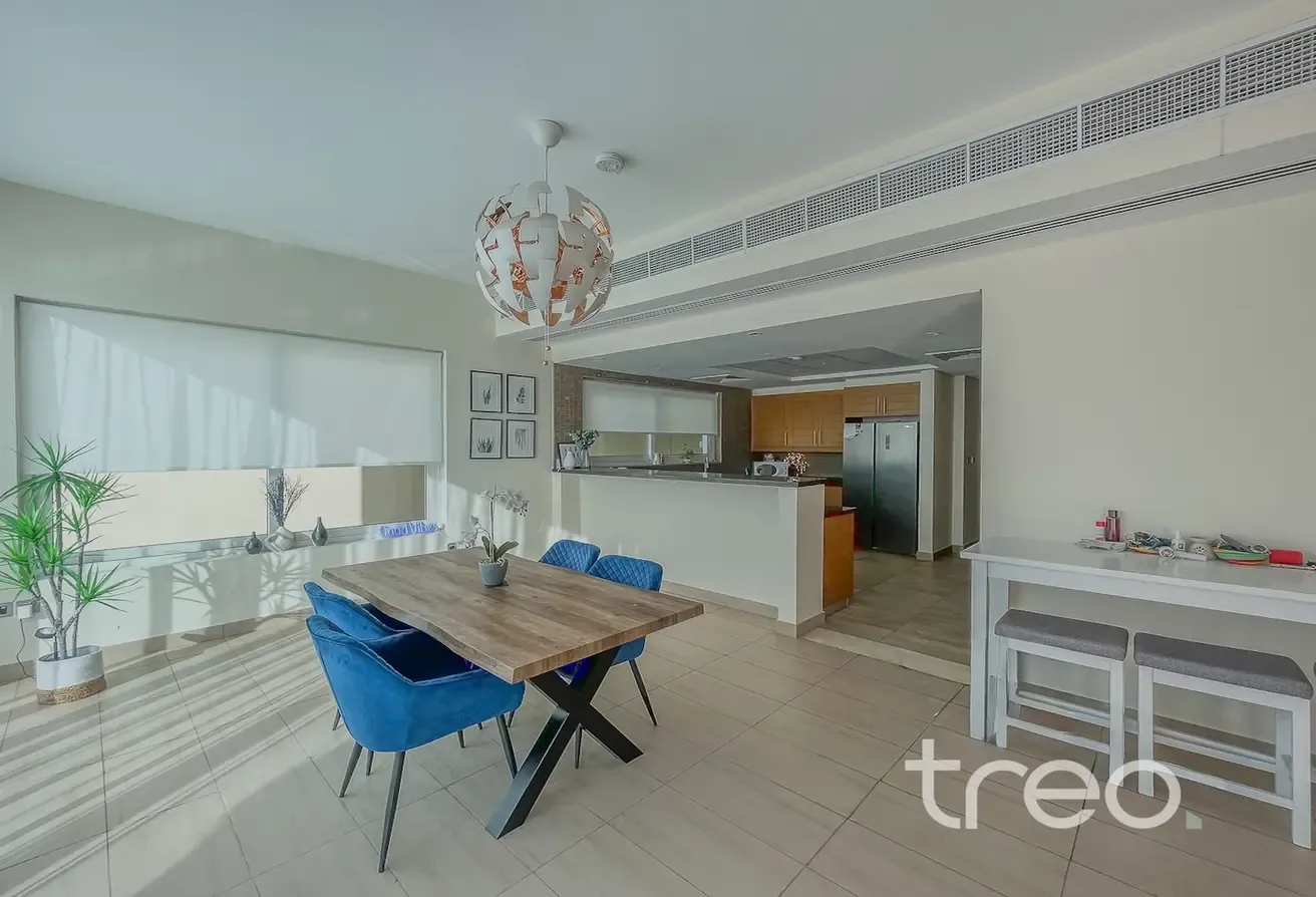 Private Corner Plot | Landscaped | Pool