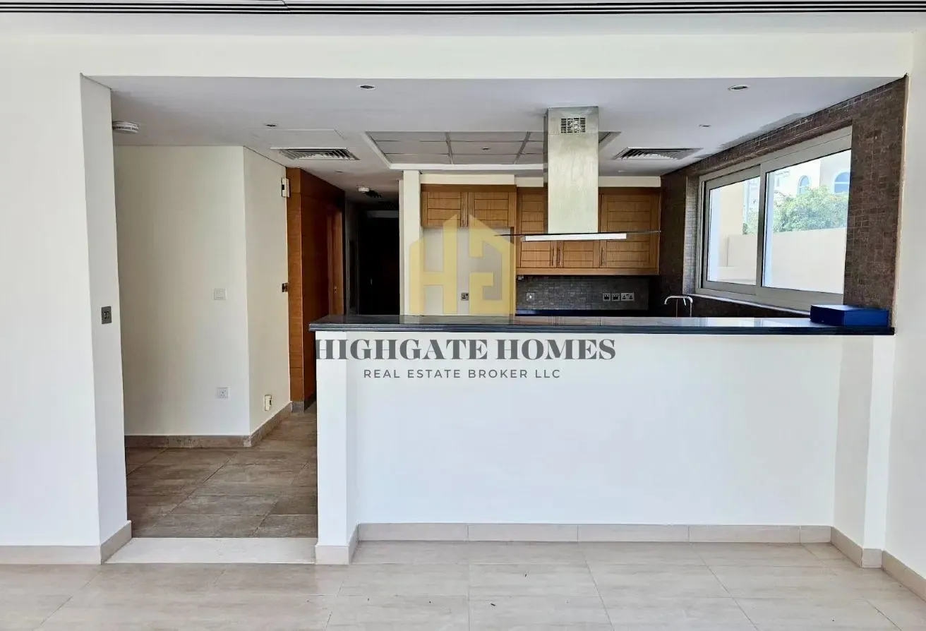 Vastu | Stunning |  Vacant | Immaculate Condition