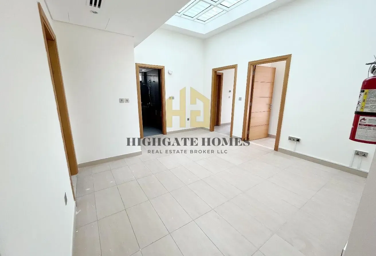 Vastu | Stunning |  Vacant | Immaculate Condition
