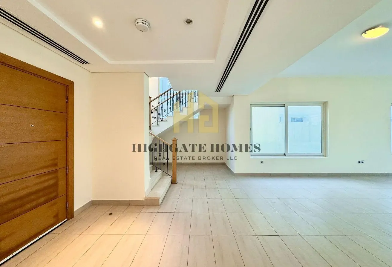 Immaculately Maintained| Landscaped Garden |Vacant