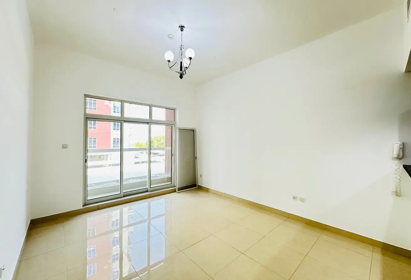 Luxury 1BHK |Massive size|Prime location |BOOK NOw