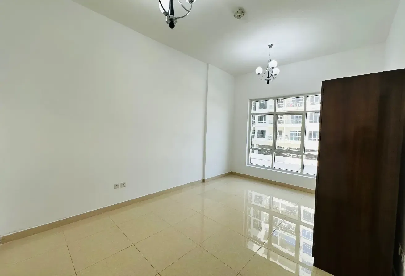 Luxury 1BHK |Massive size|Prime location |BOOK NOw