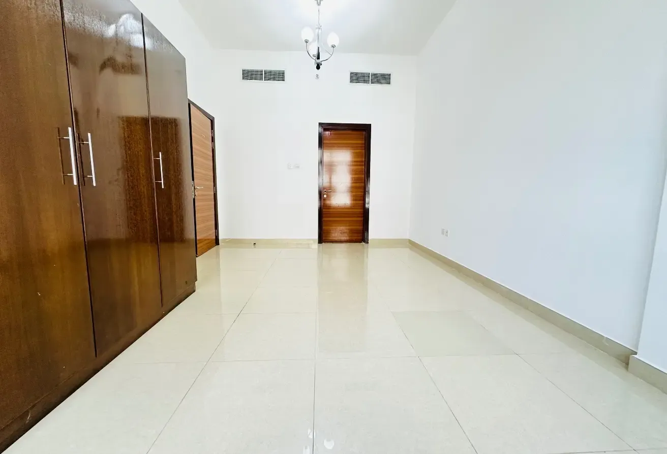 Luxury 1BHK |Massive size|Prime location |BOOK NOw