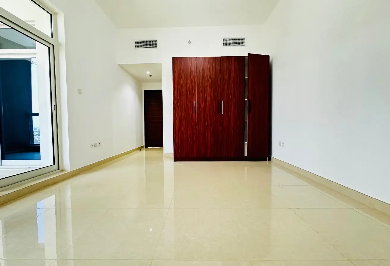 Massive size 1BHk |prime location| Well maintained