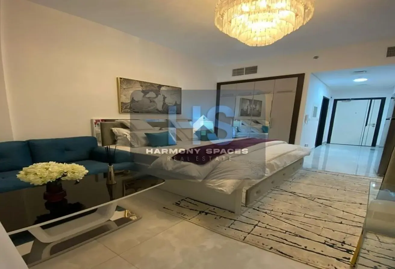 Furnished Studio | Large Layout | Near Metro