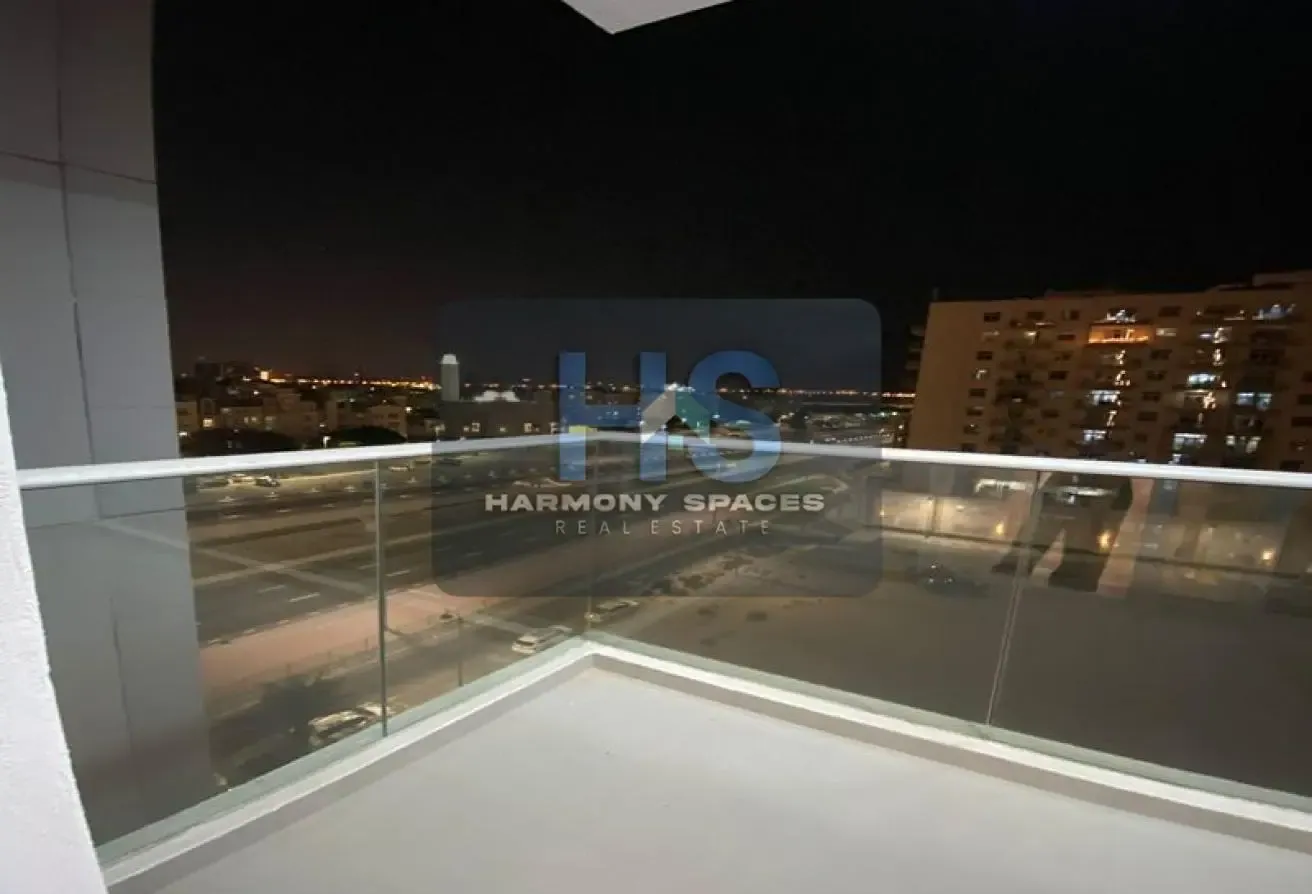 Furnished Studio | Large Layout | Near Metro