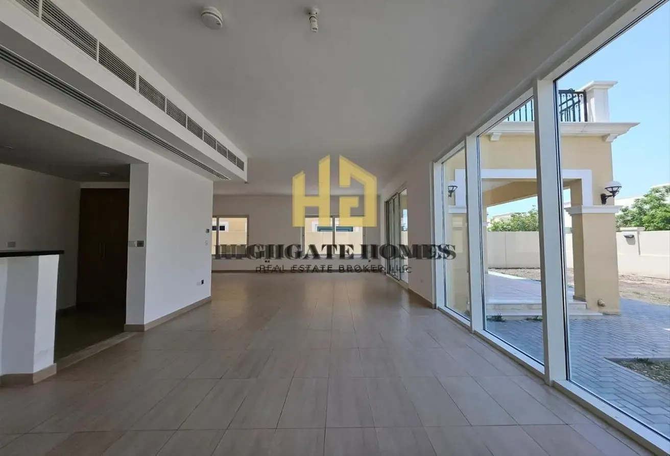 4Br Legacy Nova | Vacant | Amazingly Landscaped