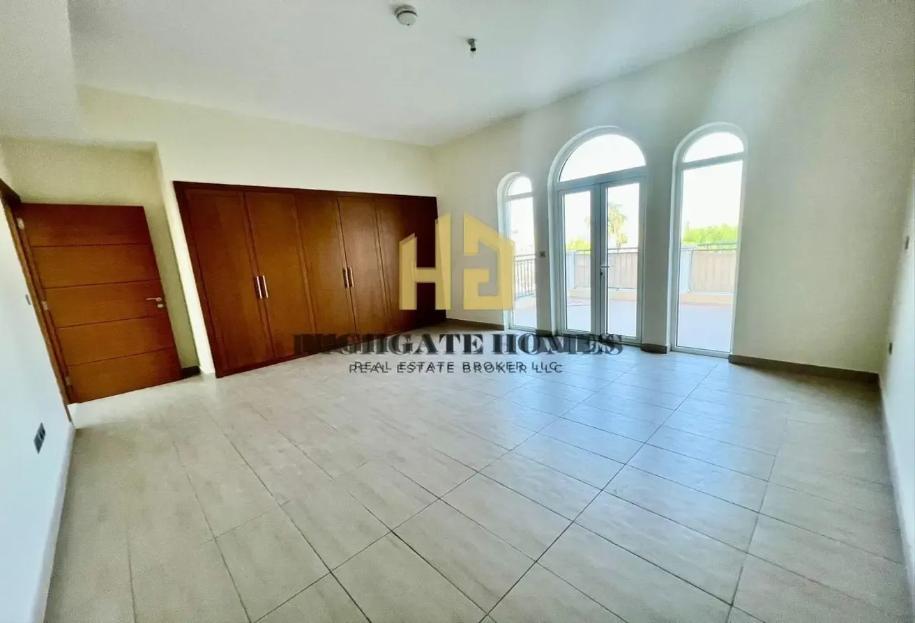 4Br Legacy Nova | Vacant | Amazingly Landscaped