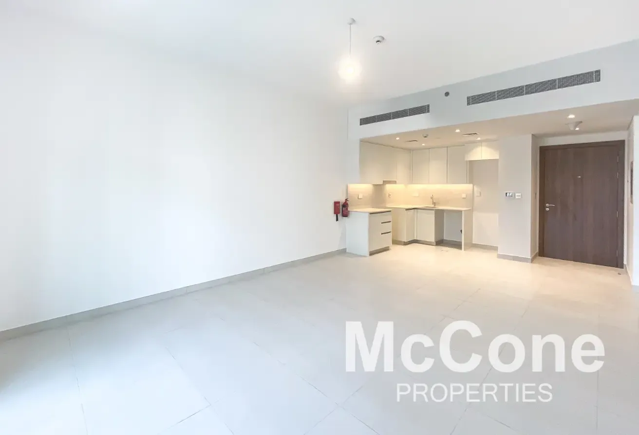 Prime Location | Burj Al Arab View | Spacious