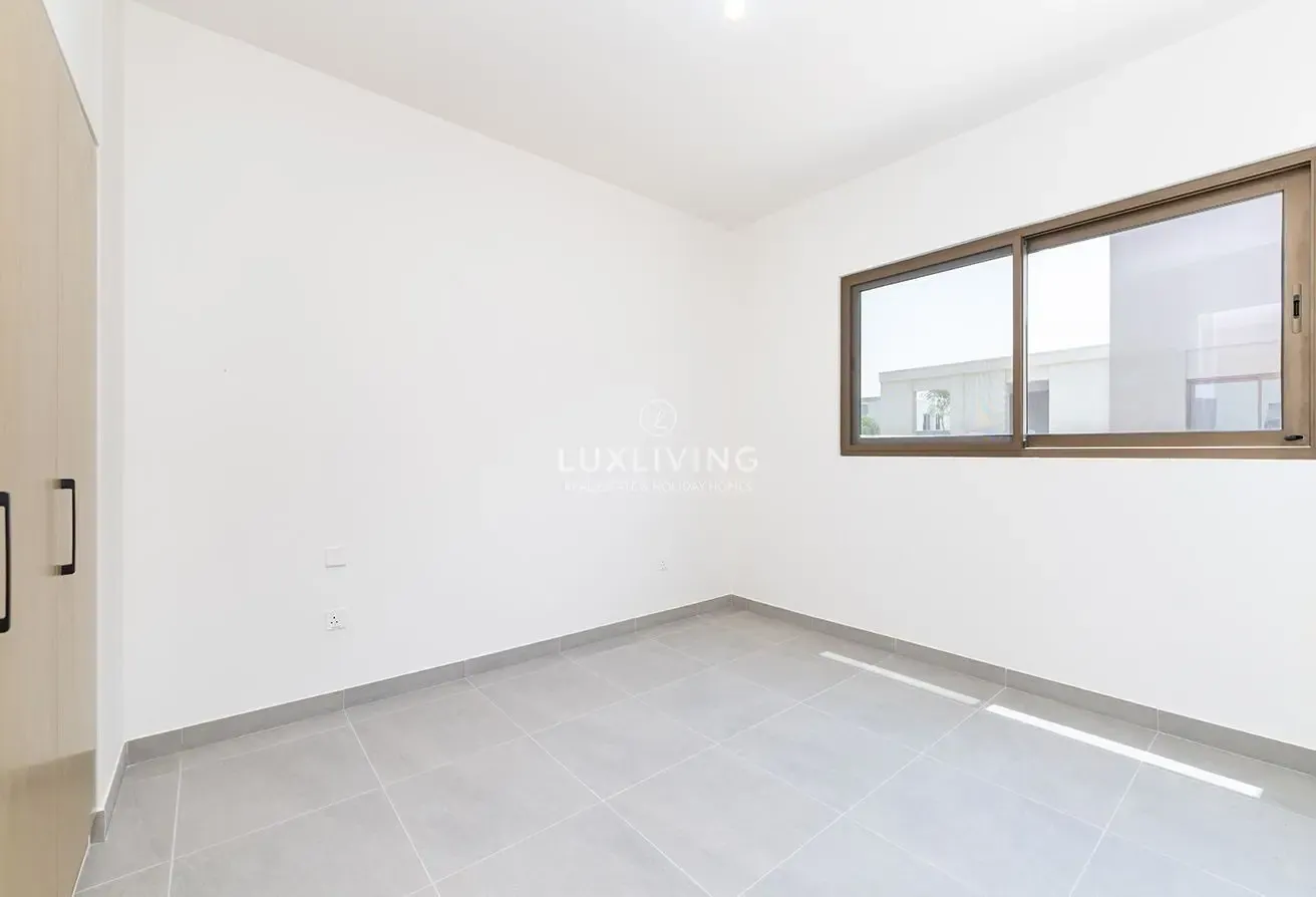 Modren Spacious | Brand new | Near to Amenities