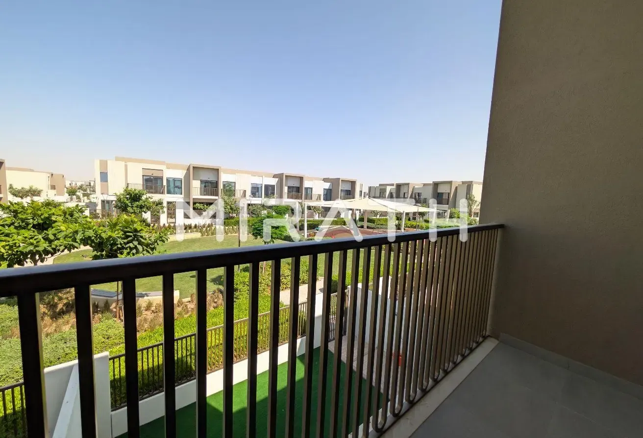 Single Row | Near Amenities | Family Location