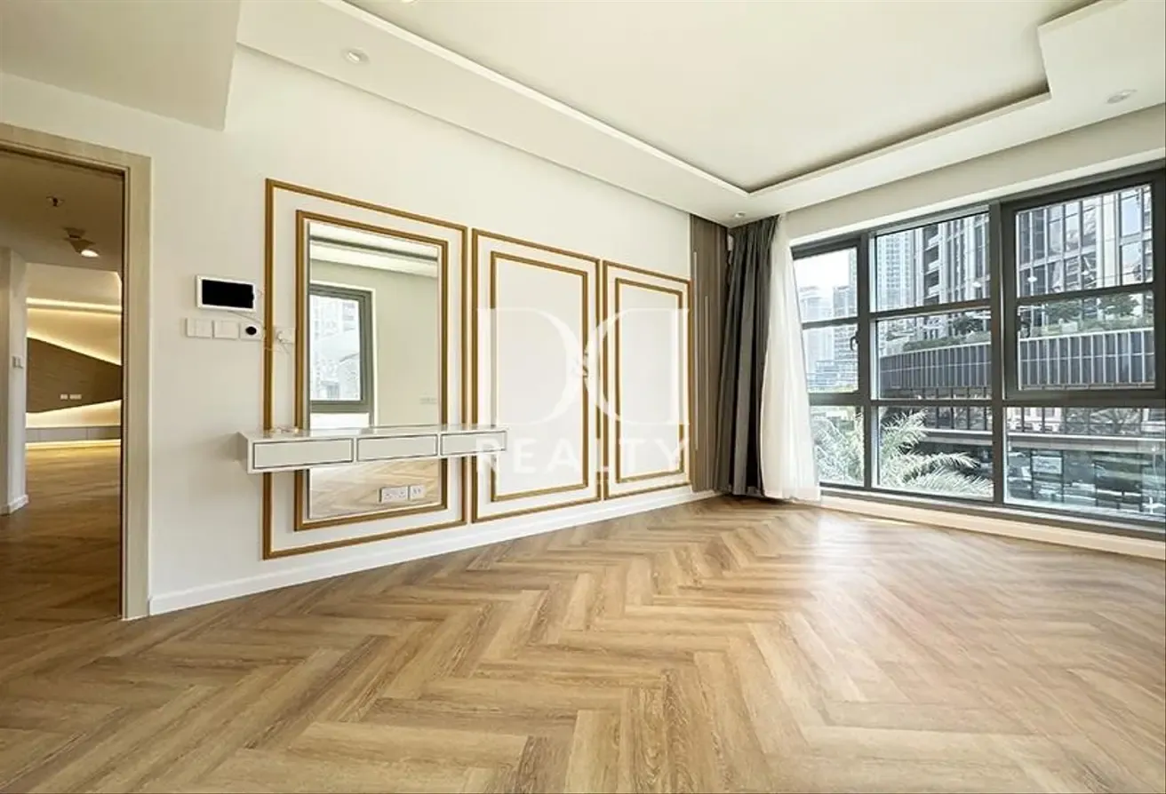Skyline Living | Contemporary 2-BHK in Downtown