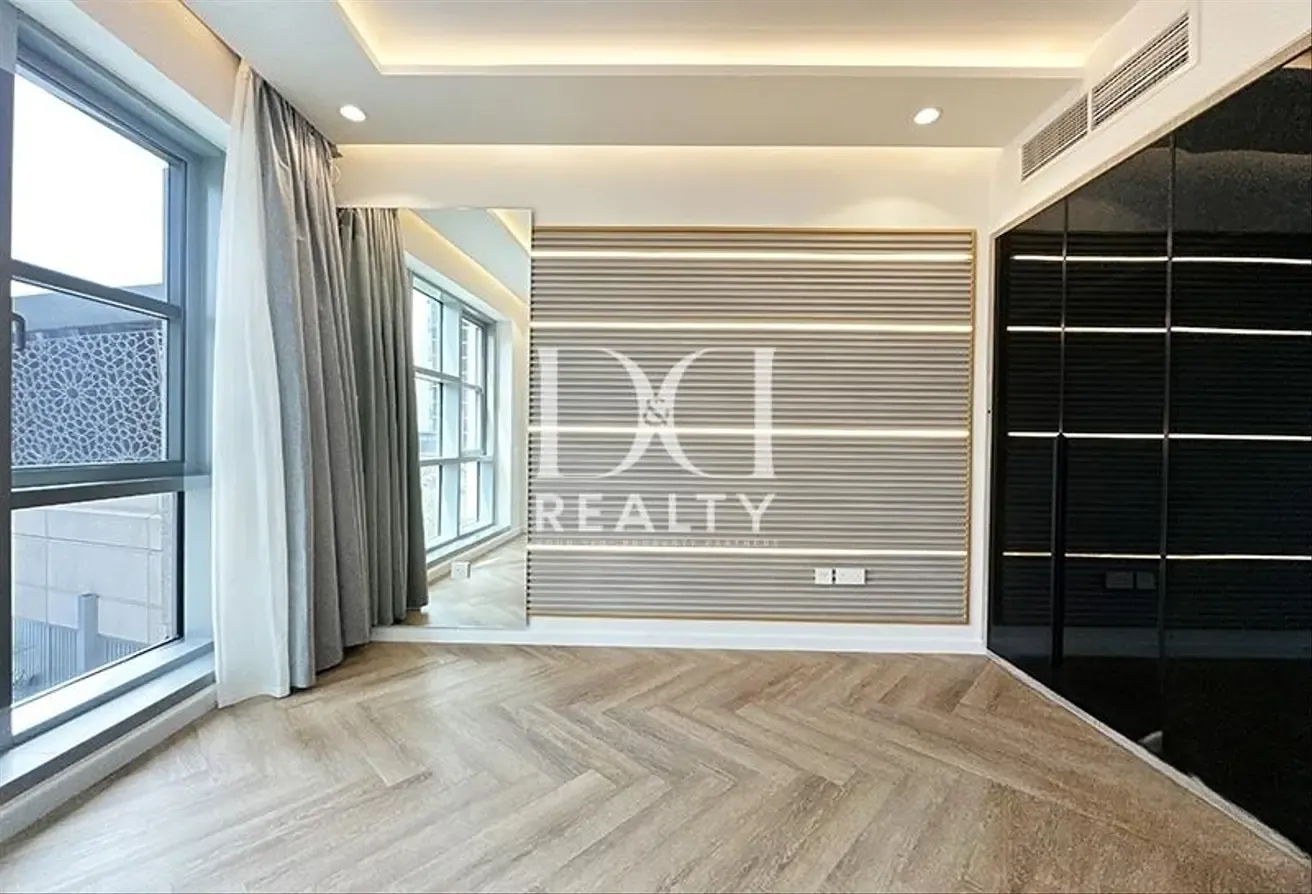 Skyline Living | Contemporary 2-BHK in Downtown