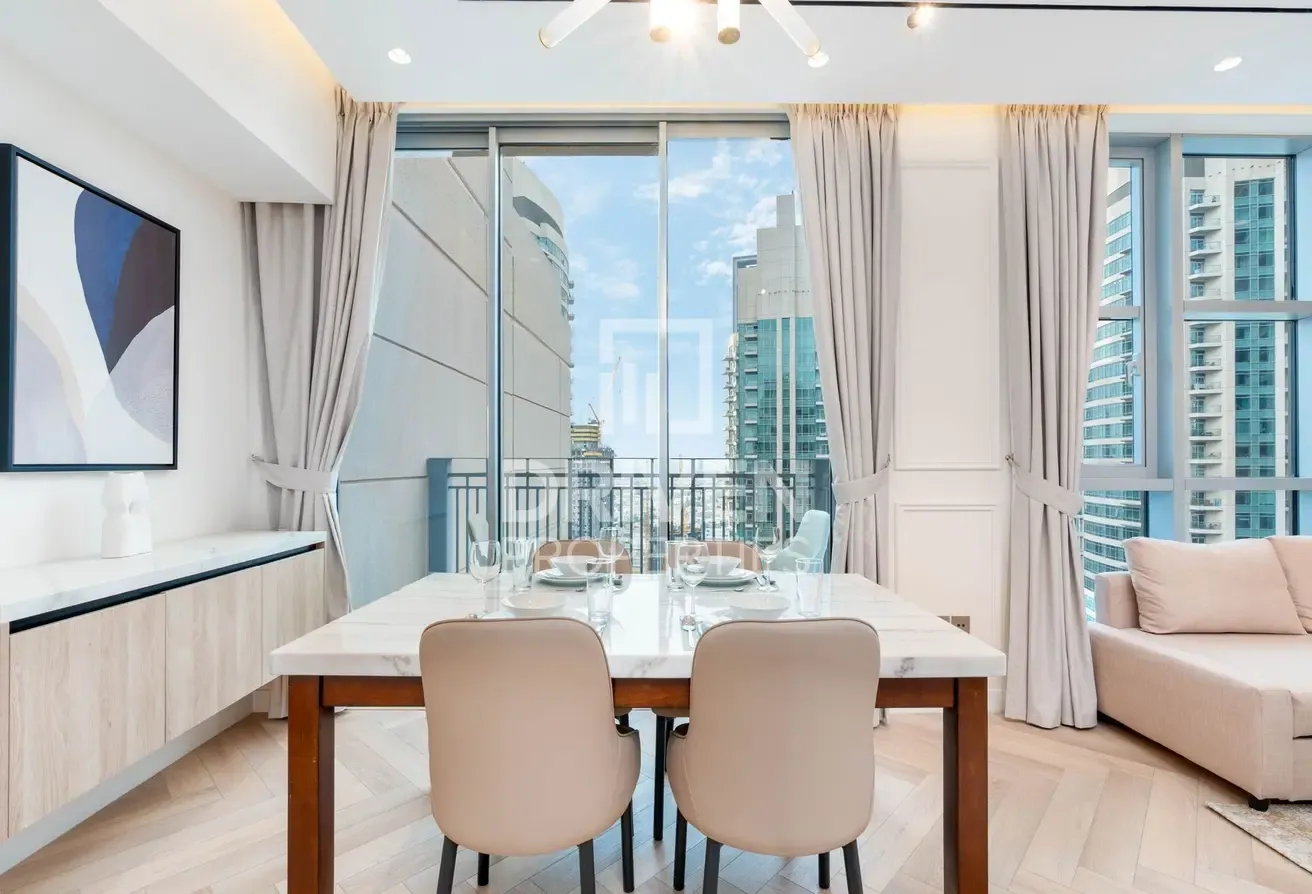 Burj Khalifa View | Fully Upgraded | Vacant