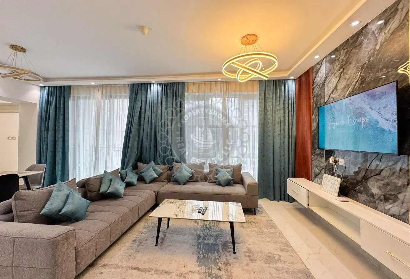 Upgraded Apartment | Fully Furnished | Mid Floor