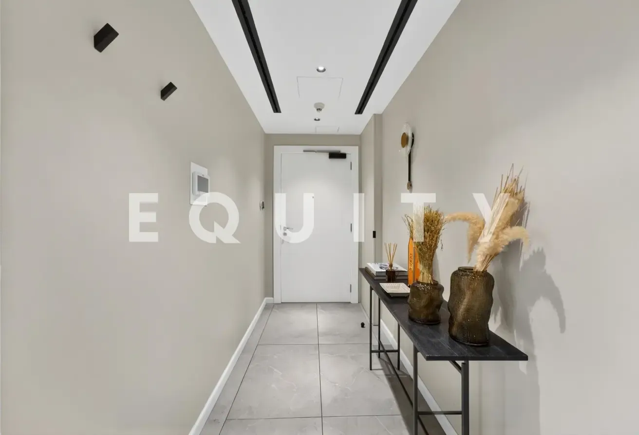 Fully Upgraded | Burj Khalifa View | Vacant