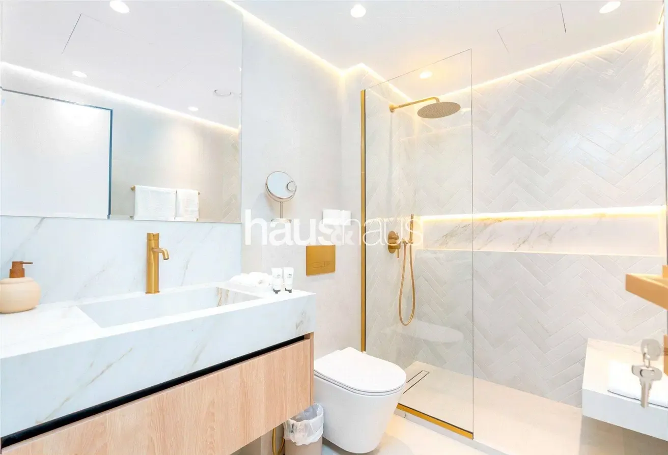 Burj View | Vacant | High Floor | Upgraded
