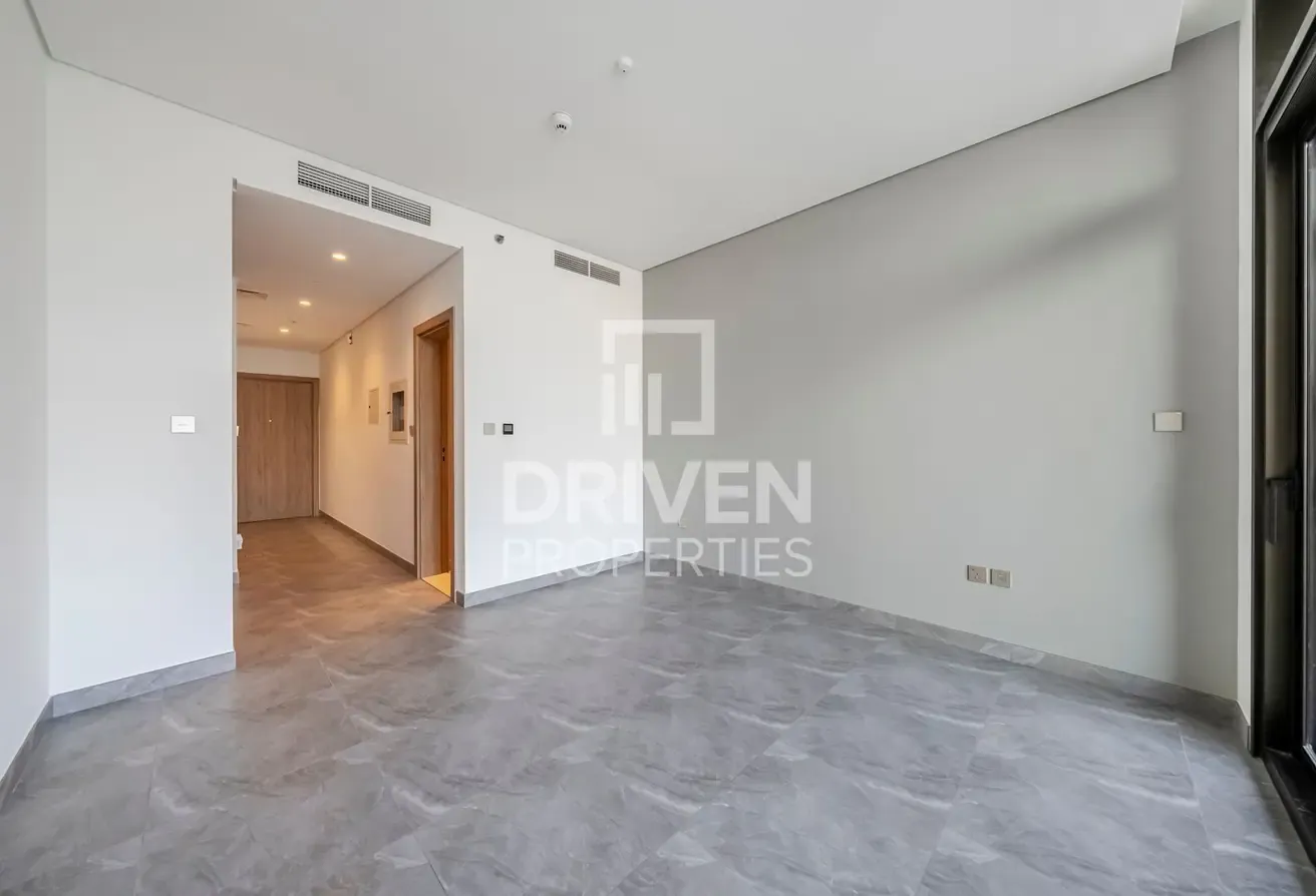 Burj Khalifa View | Spacious Layout | Mid Floor