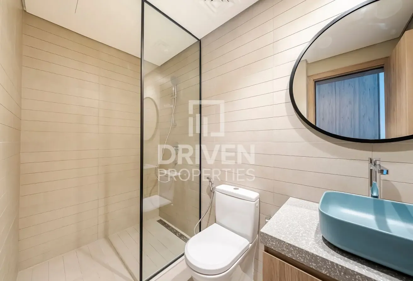 Burj Khalifa View | Spacious Layout | Mid Floor