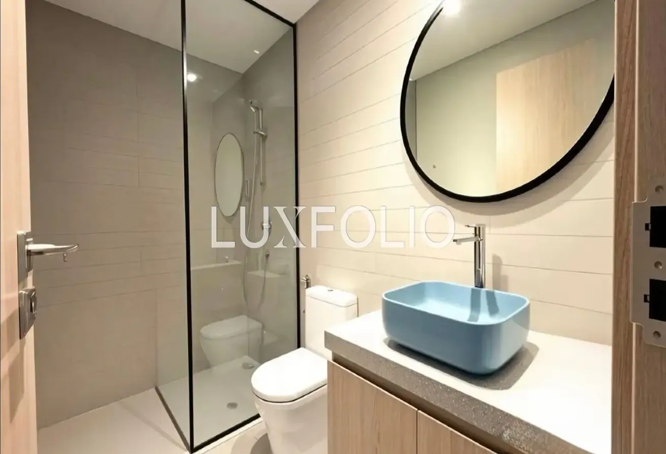 High Floor | Canal View | Exclusive
