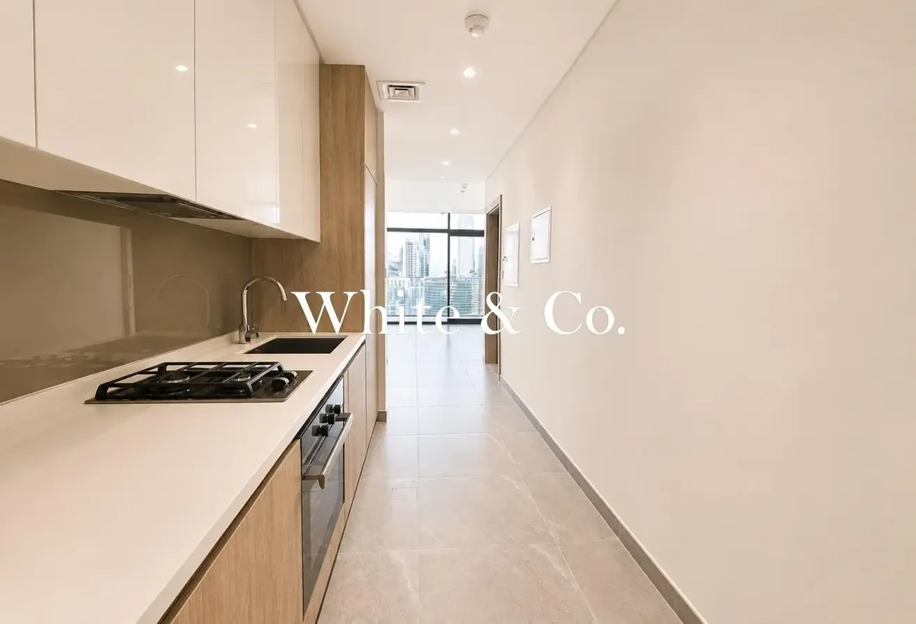 Burj & Canal Views | High Floor | Vacant