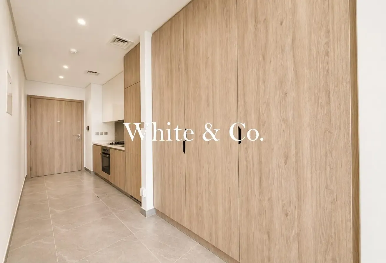Burj & Canal Views | High Floor | Vacant