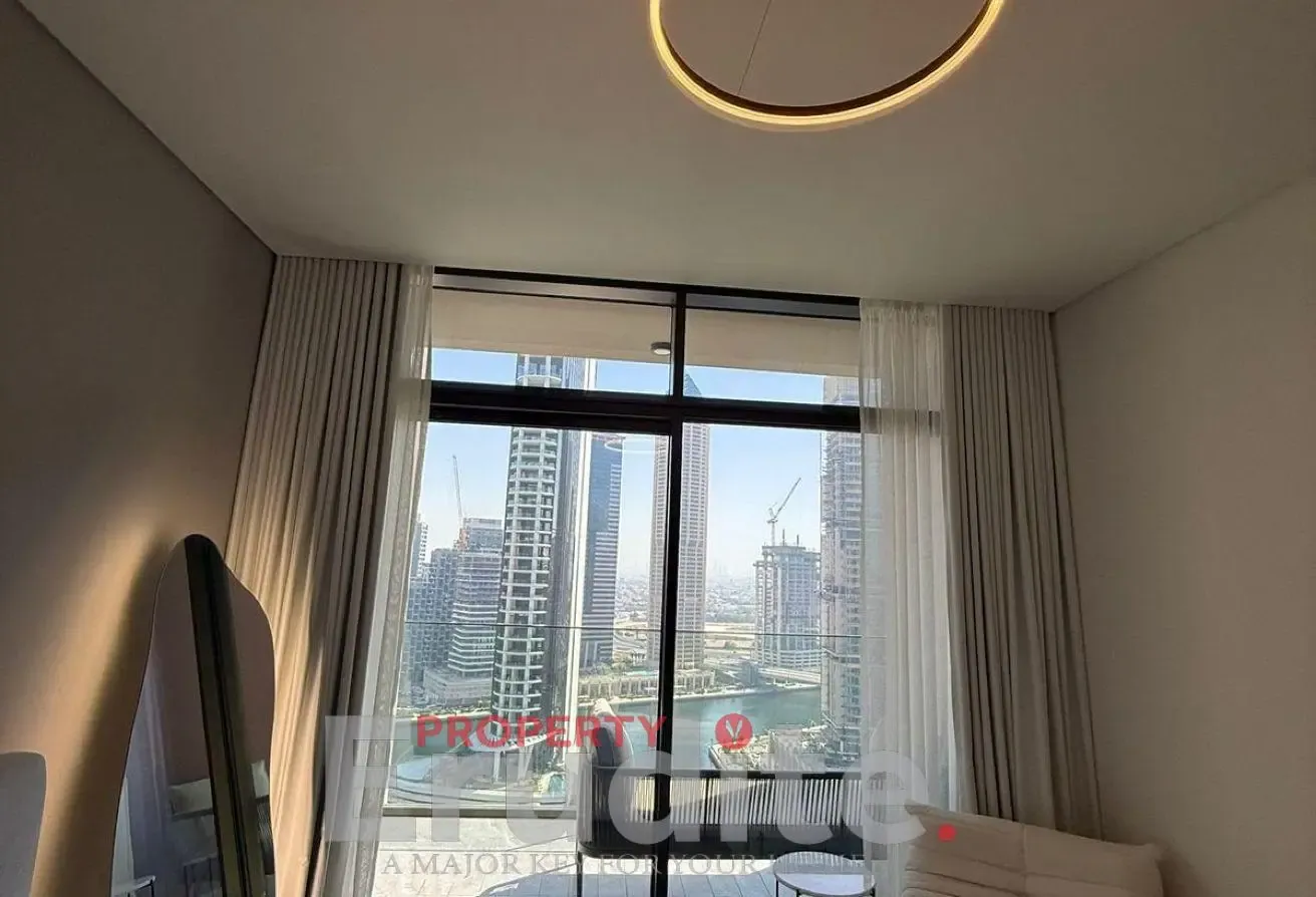 Canal View - Furnished - Prime Location