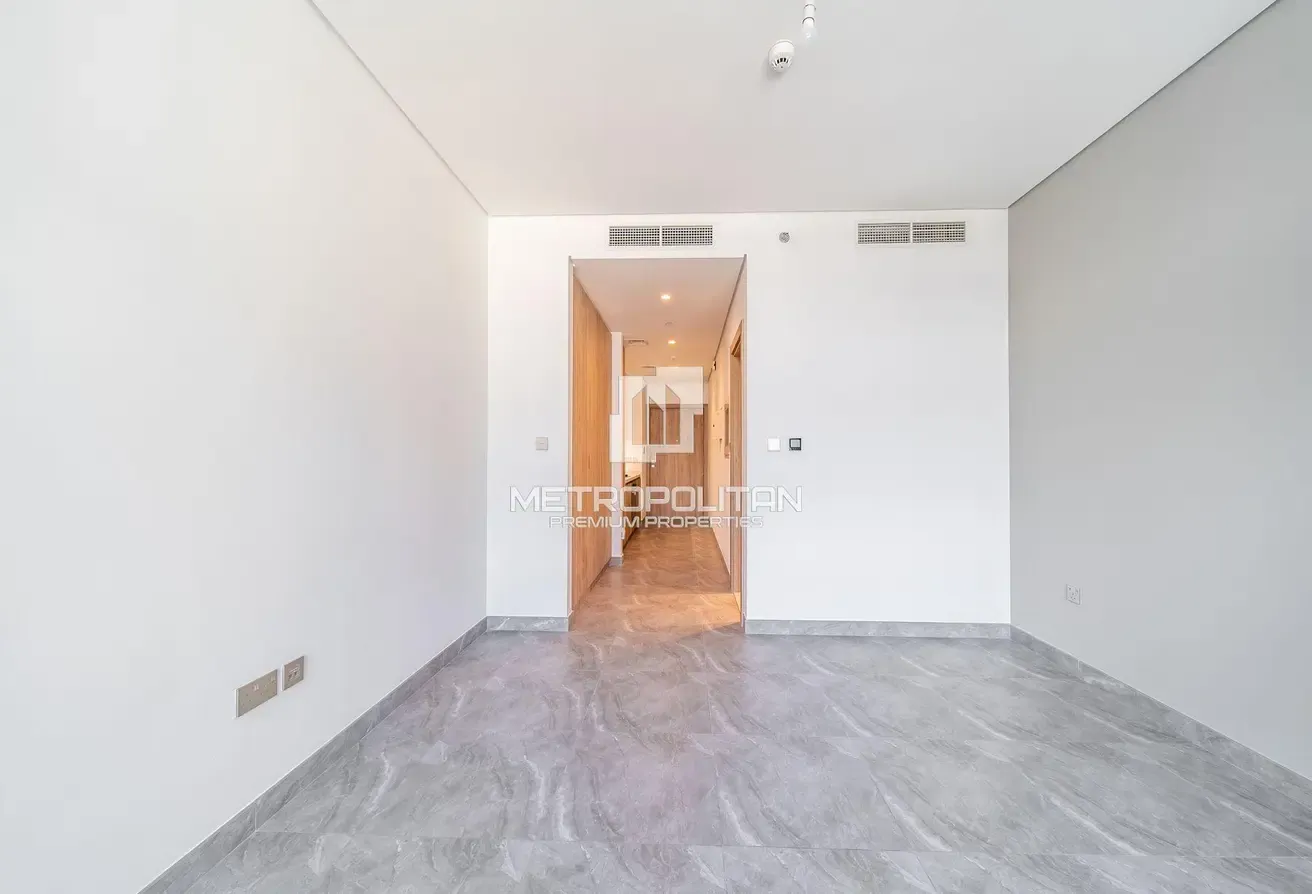 Modern Studio | Ideal Investment | Prime Location