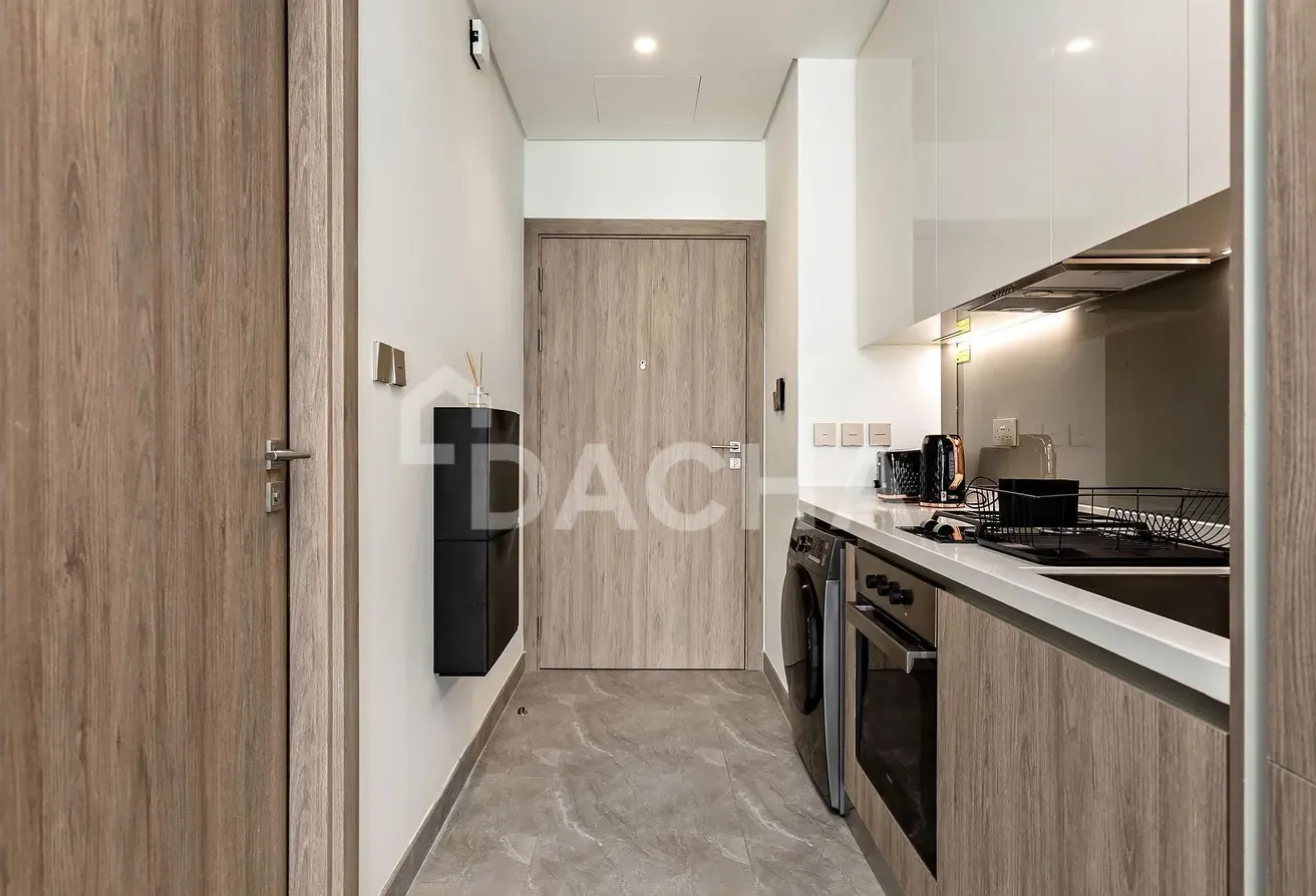 CANAL VIEW | HIGH FLOOR | FURNISHED