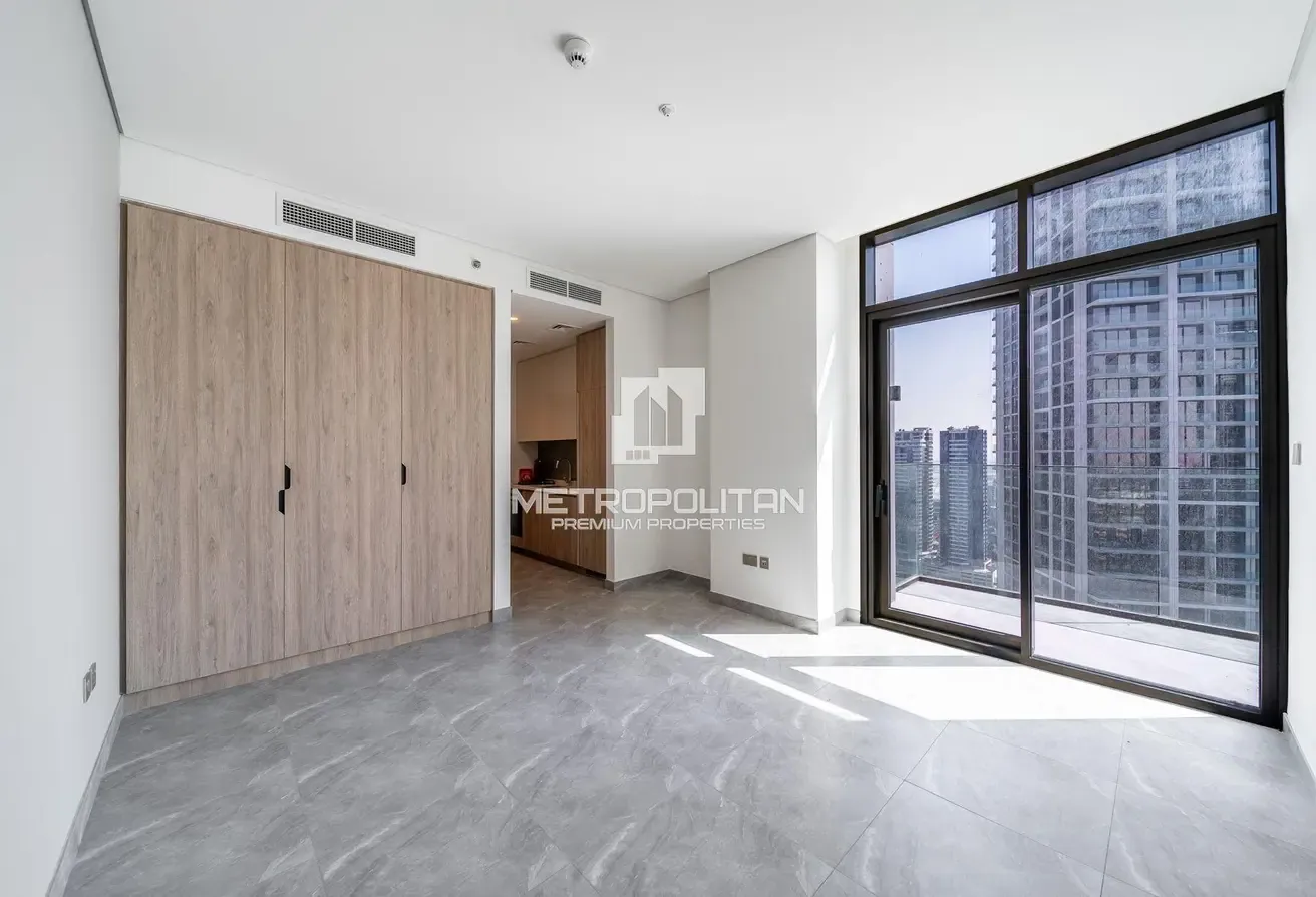 High-Floor |  Canal View | Prime Investment