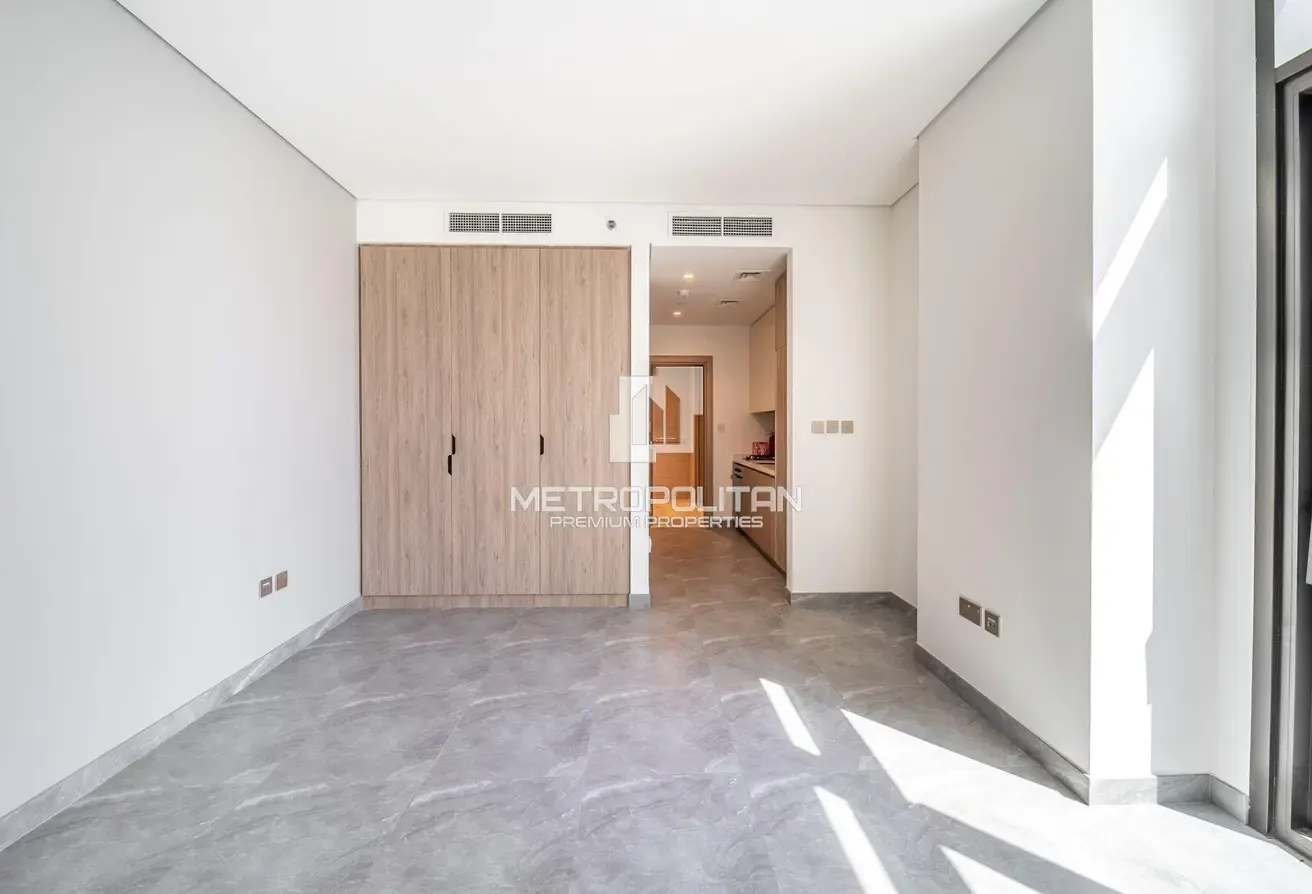 High-Floor |  Canal View | Prime Investment