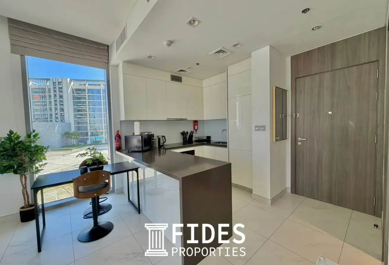 Lagoon-View Apartment | Near Downtown