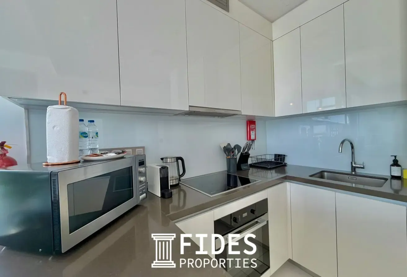 Lagoon-View Apartment | Near Downtown